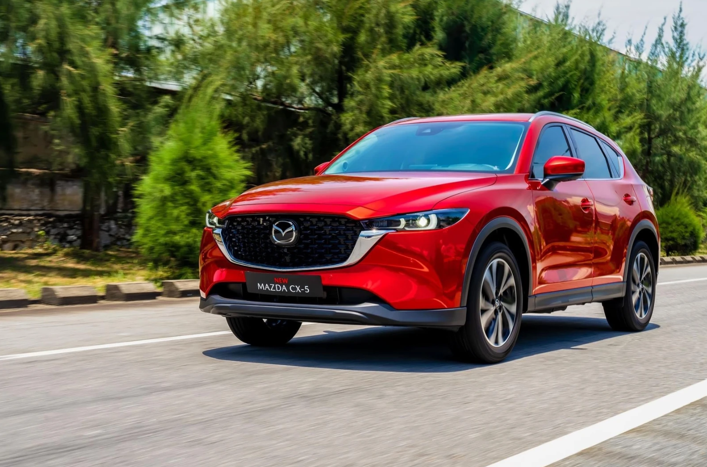 Mazda CX-5 là chiếc xe có hiệu suất mạnh mẽ và vận hành linh hoạt