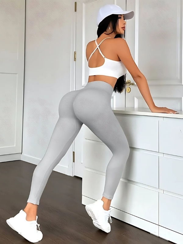 Gái mông to mặc legging trắng tôn dáng