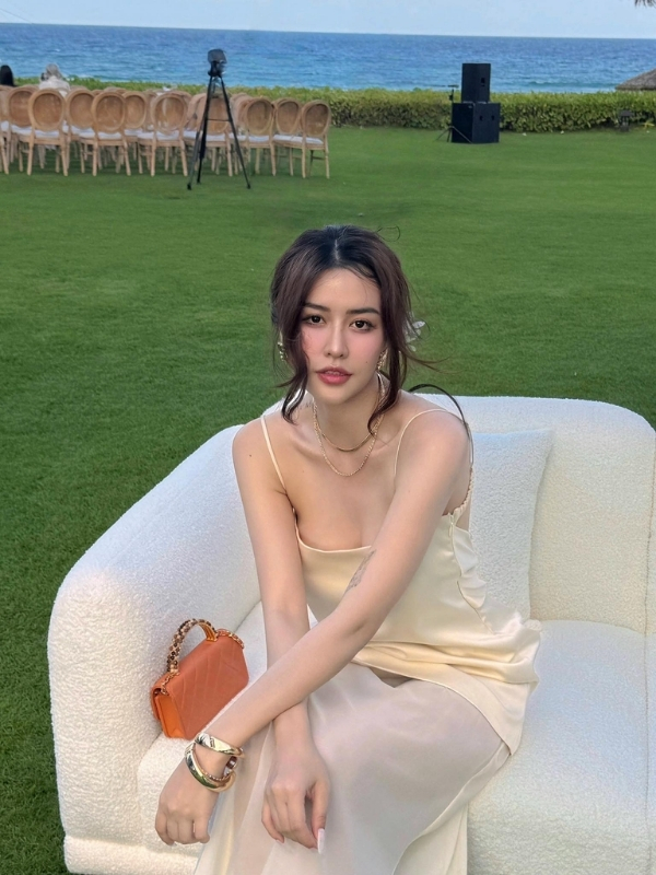 Dịu dàng như tranh giữa chiều vắng