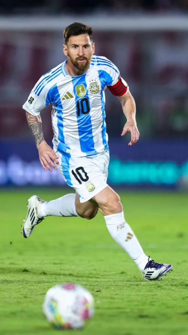 Messi ghi bàn cực kỳ đẹp