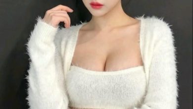 Nữ thần xinh đẹp ánh mắt long